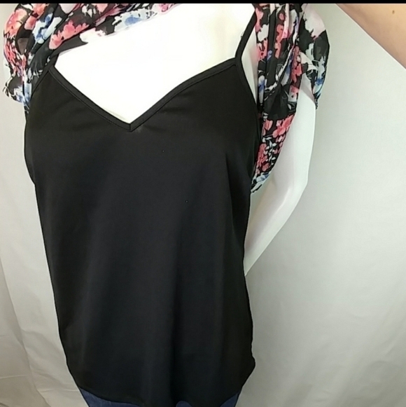 Motherhood Maternity Floral Short Sleeve V Neck Maternity Top with Built in Cami - Picture 6 of 8